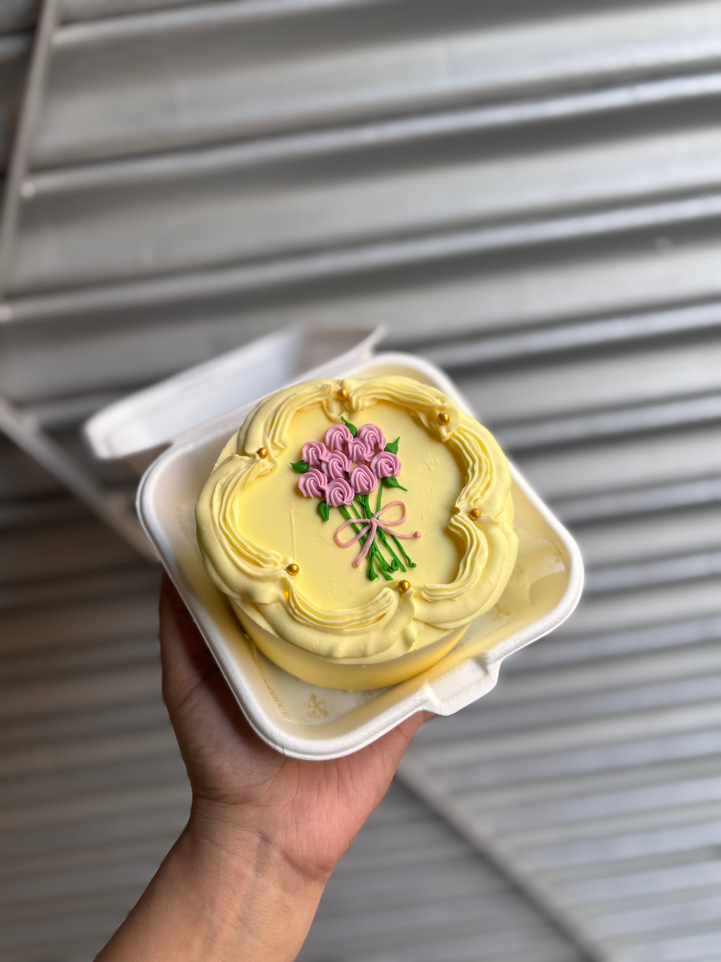 Yellow Victorian Bento Cake with Bouquet