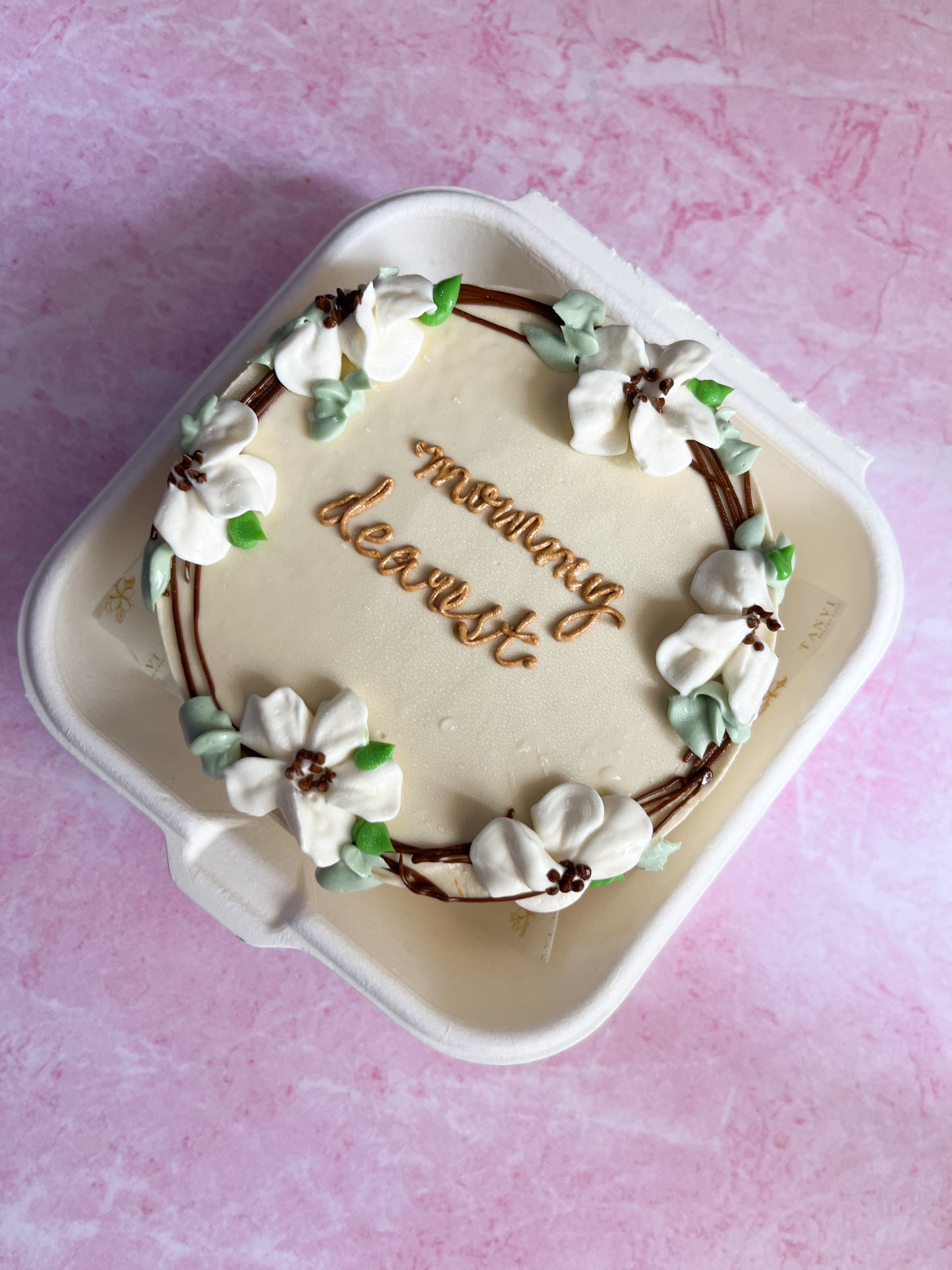 White daisy forest border Bento Cake