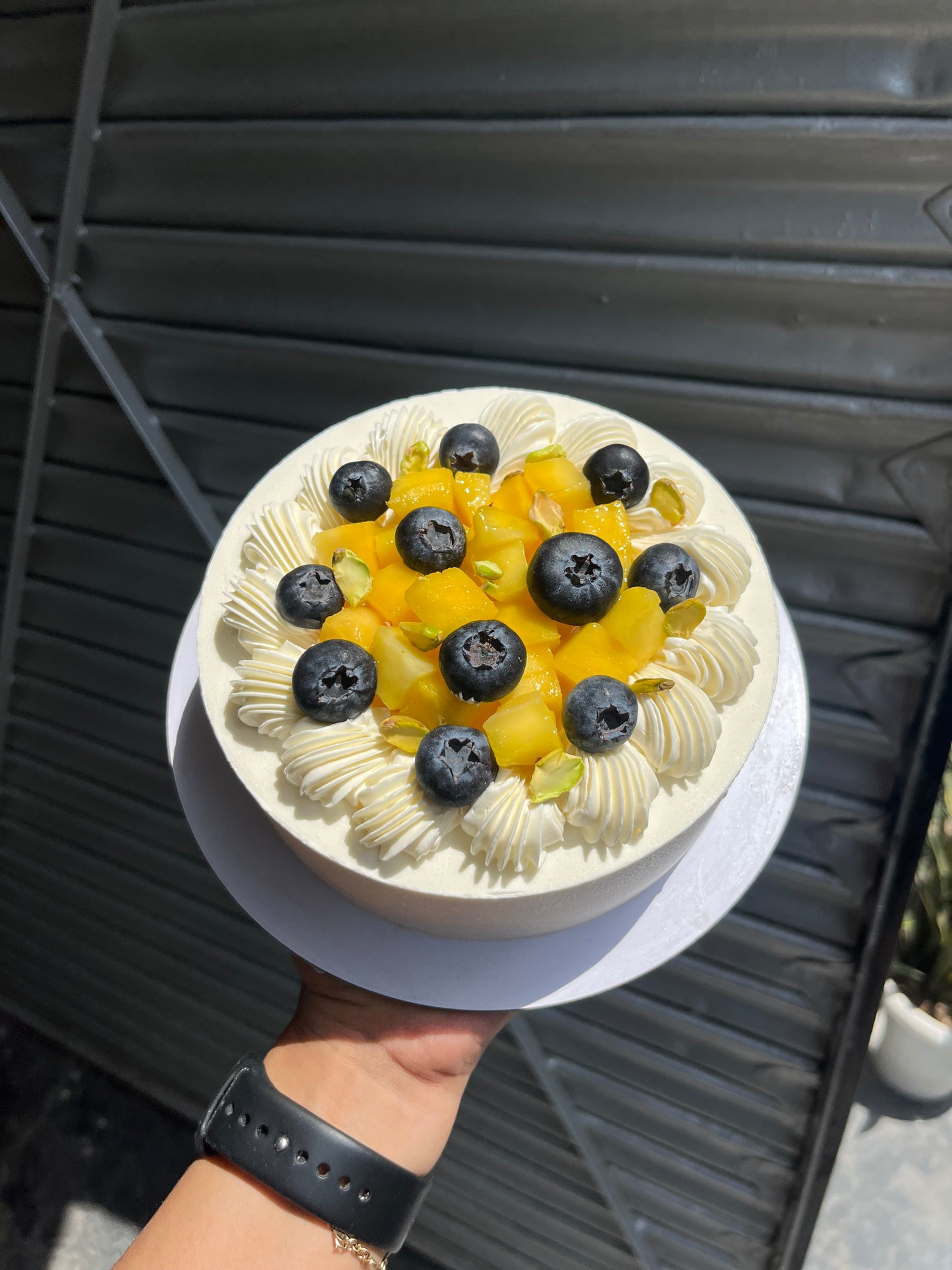 Mango Blueberry with Pistachio