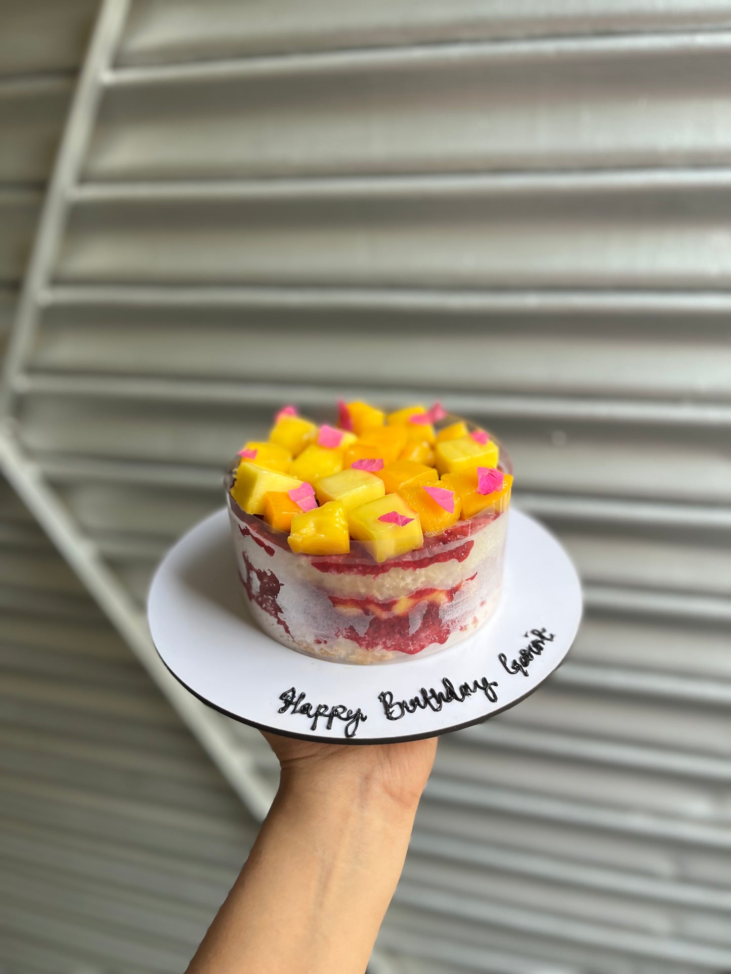 Mango Raspberry without Cream