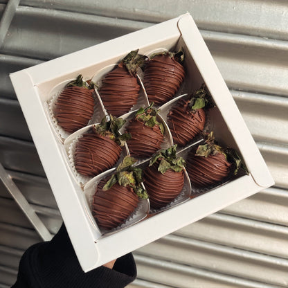 Belgian Milk Chocolate covered Mahabaleshwar Strawberry