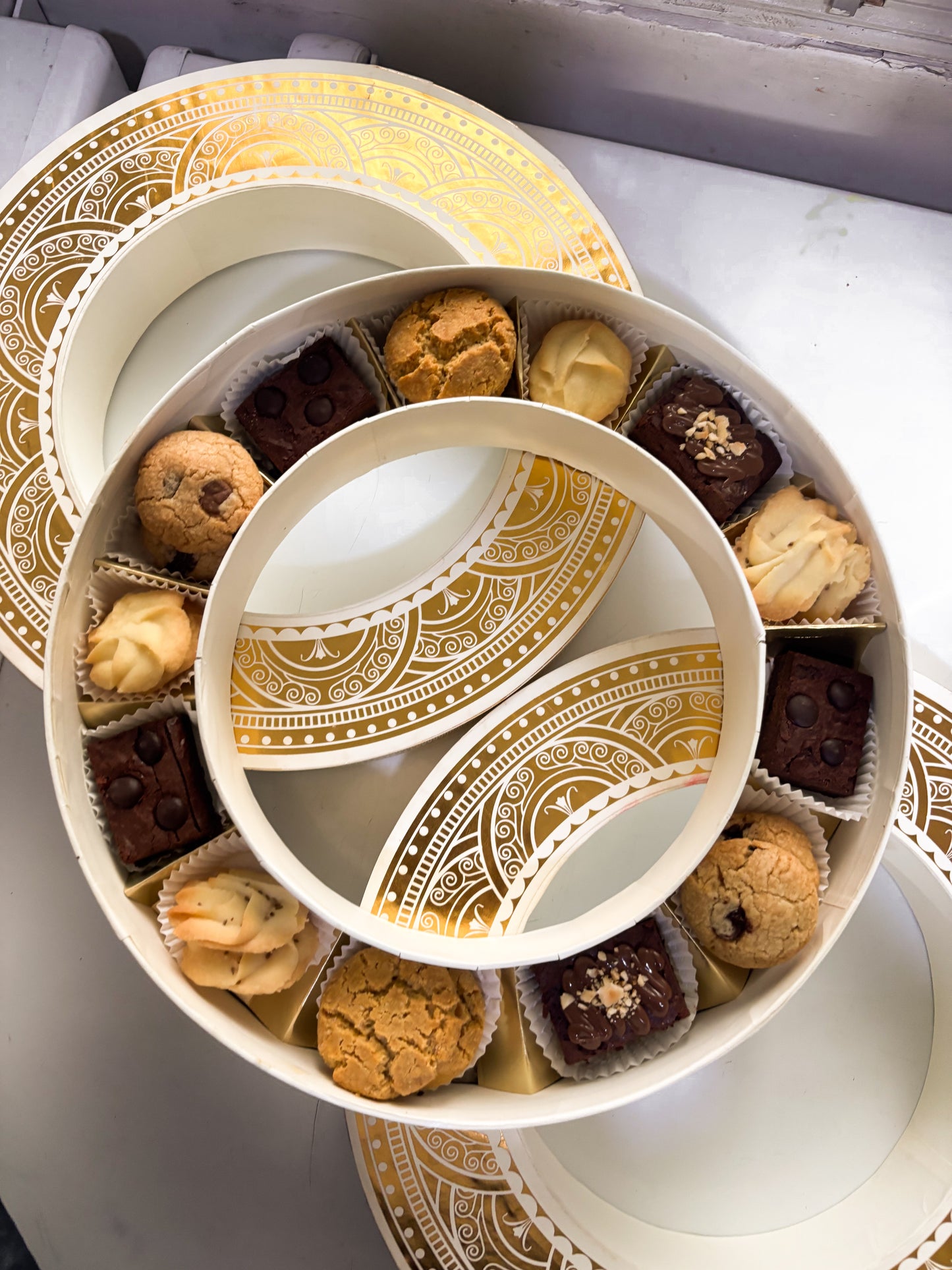 Sone ki Thali Hamper Box