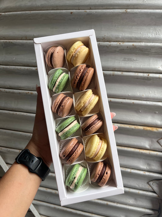 Assorted Macaron Box of 12