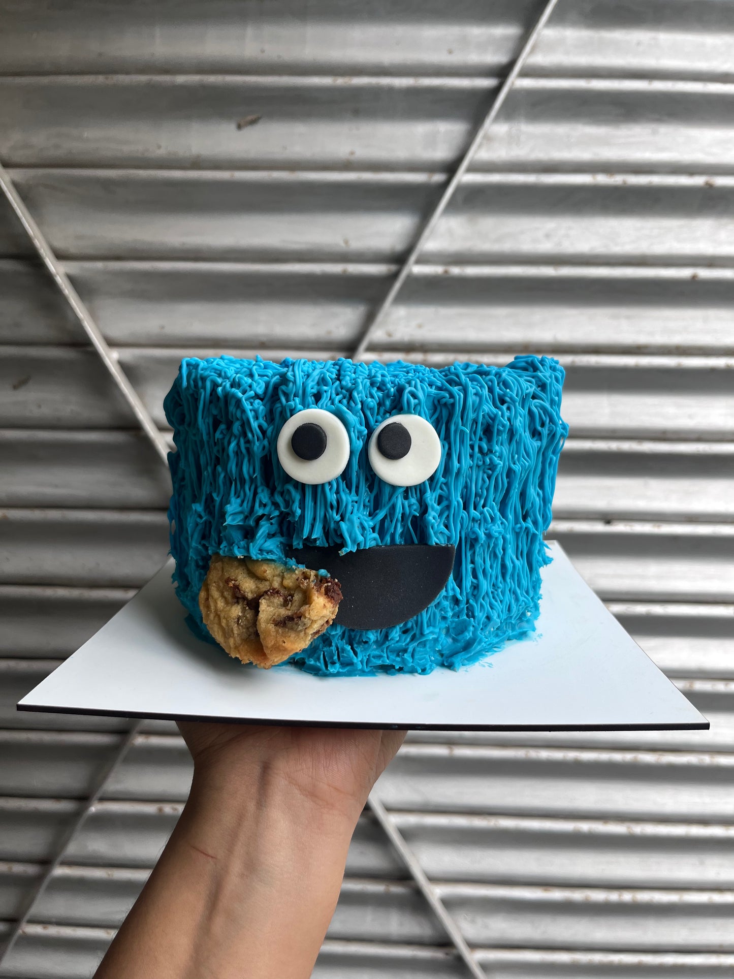 Cookie Monster Cake