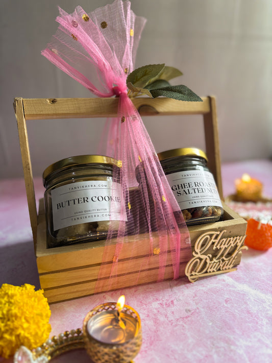 Roshni ka Tohfa Pinewood Hamper