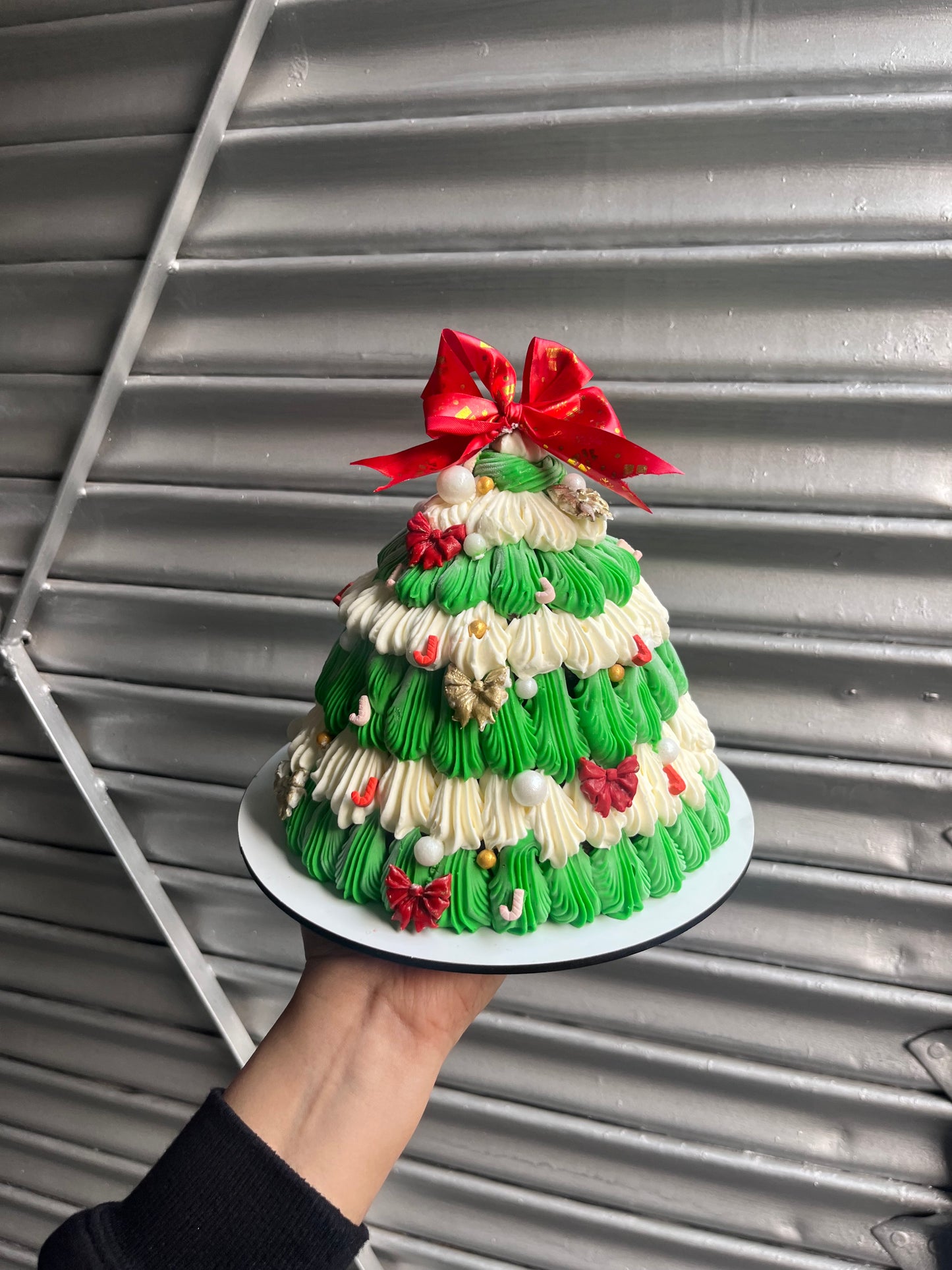 Christmas Tree Cake