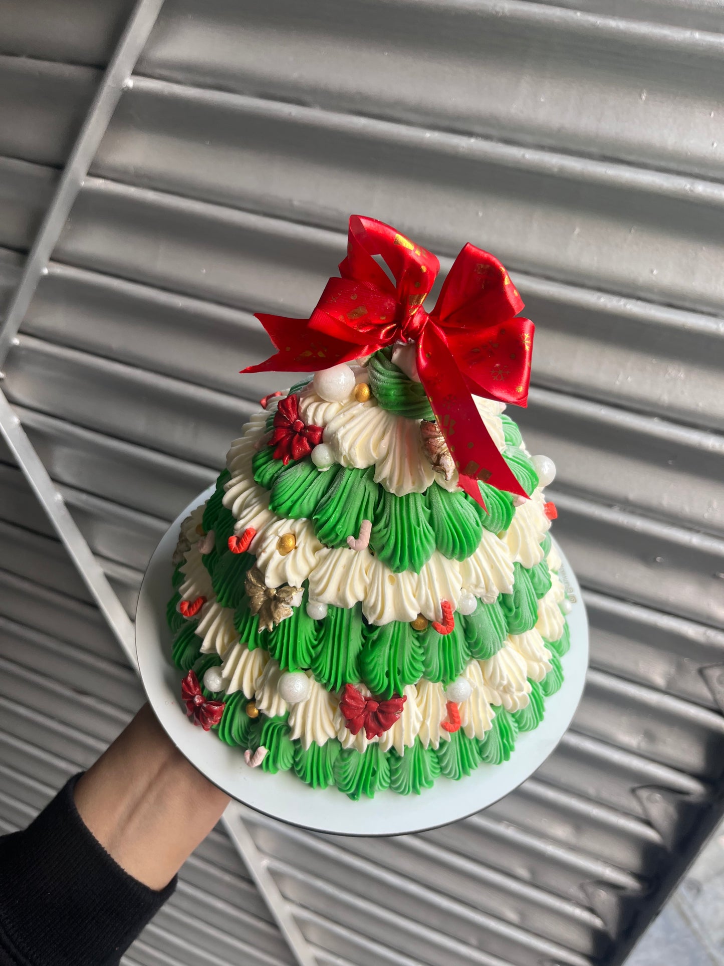 Christmas Tree Cake