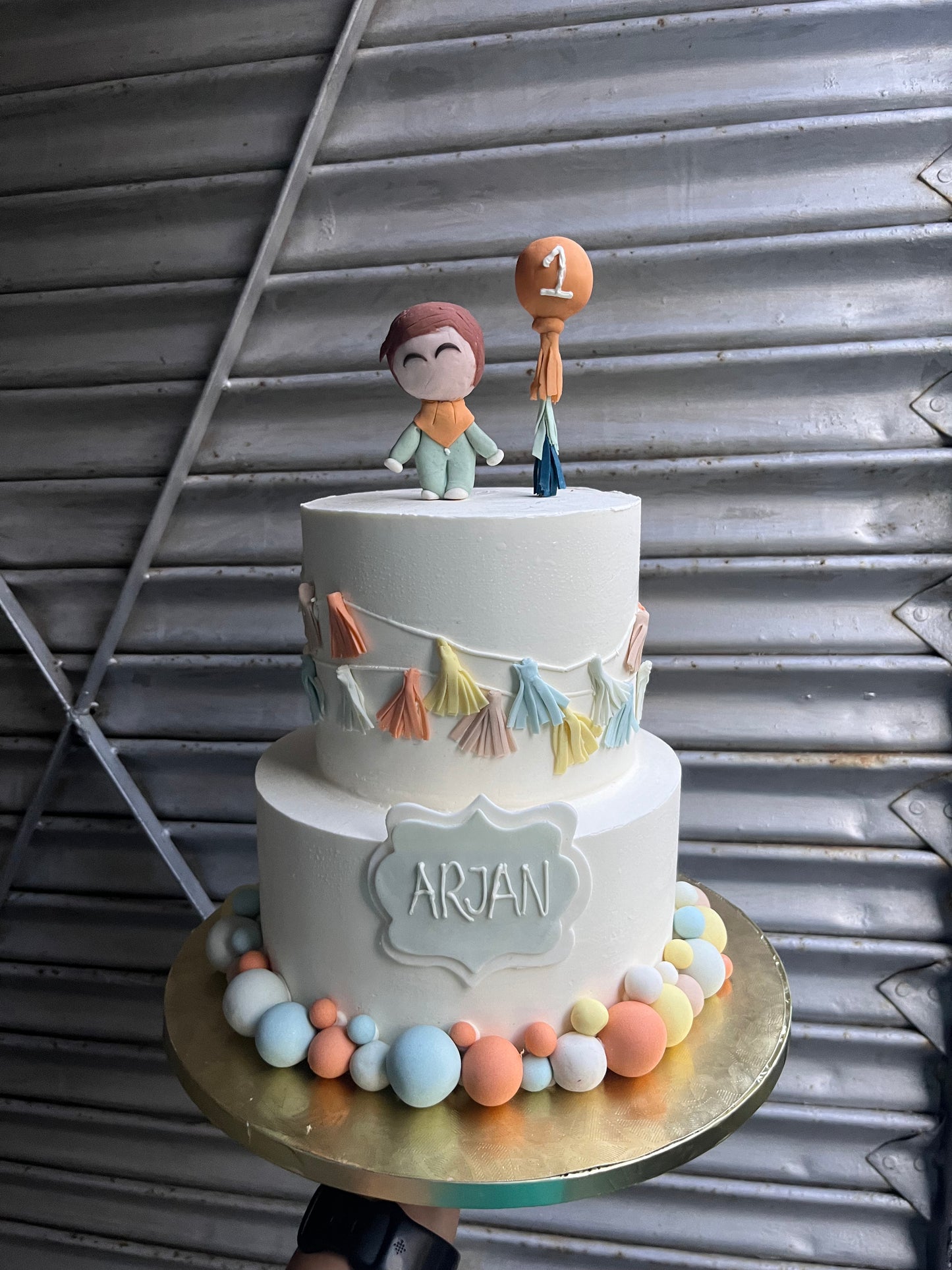 Pastel Tassle Cake