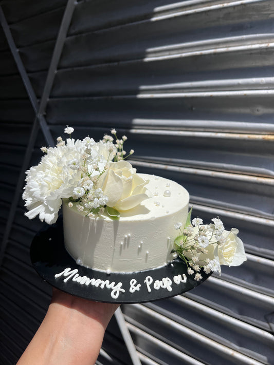 Pearly White Floral Cake